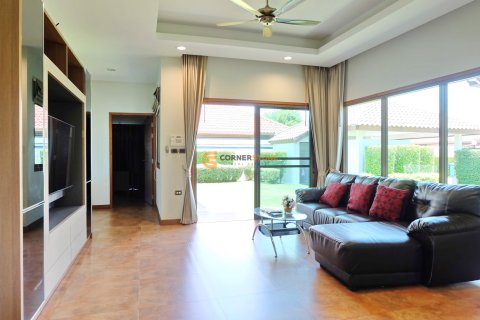 Estudio en Bang Lamung, Tailandia № 243500 - foto 9