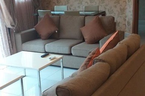 Condominio de 2 dormitorios en Jomtien Beach, Pattaya, Tailandia № 242478 - foto 3