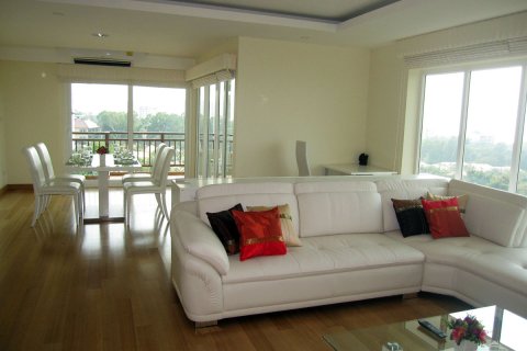 Condominio de 1 dormitorio en Pattaya, Tailandia № 242704 - foto 4