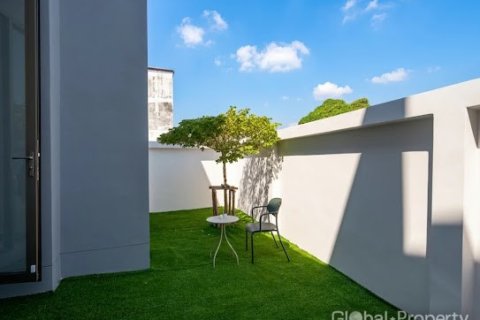 Casa de 3 dormitorios en Pattaya, Tailandia № 241550 - foto 4