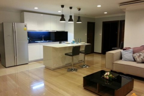 Condominio de 3 dormitorios en Bangkok, Tailandia № 242396 - foto 8