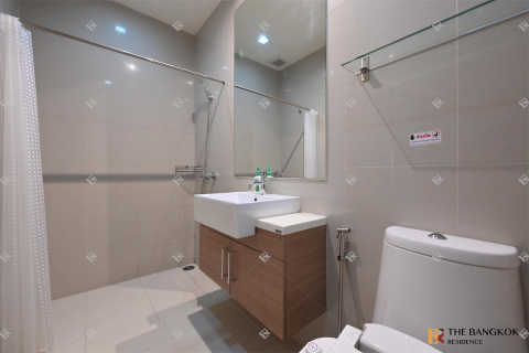 Condo à Bangkok, Thaïlande, 2 chambres  № 254608 - photo 3