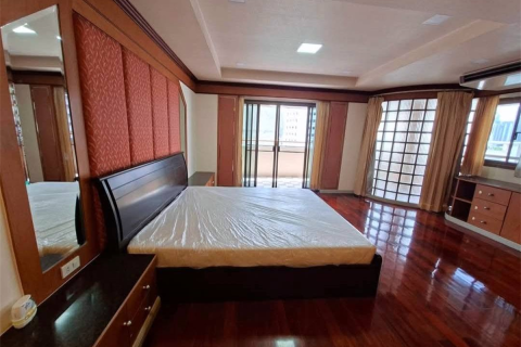 Condo à Bangkok, Thaïlande, 3 chambres  № 249221