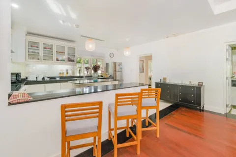 Casa de 5 dormitorios en Bang Tao, Tailandia № 126516 - foto 10
