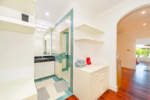 Casa de 5 dormitorios en Bang Tao, Tailandia № 126516 - foto 22