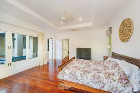 Casa de 5 dormitorios en Bang Tao, Tailandia № 126516 - foto 26