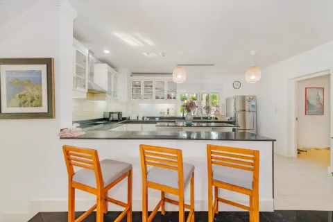 Casa de 5 dormitorios en Bang Tao, Tailandia № 126516 - foto 9