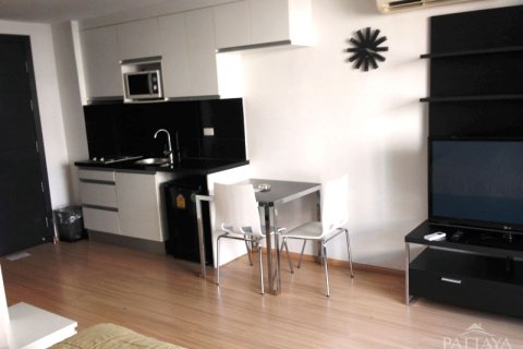 Estudio en el condominio en Pattaya, Tailandia № 242978 - foto 2