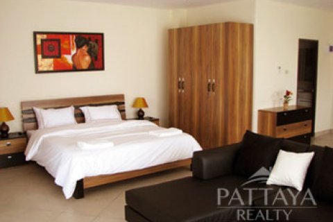 Condo on Jomtien Beach, Pattaya, Thailand, 1 bedroom № 242867 - photo 12