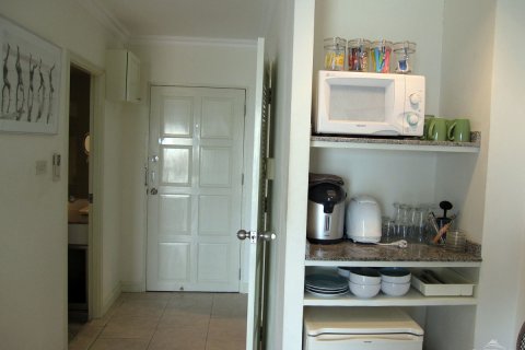 สตูดิโอในคอนโดมิเนียมในจอมเทียน, พัทยา, ประเทศไทย № 242610 - รูปถ่าย 8