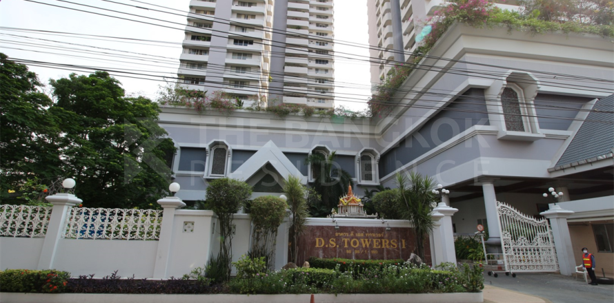 Condo à Bangkok, Thaïlande, 3 chambres  № 188590