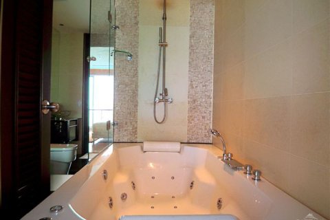 Condominio de 2 dormitorios en Pattaya, Tailandia № 242518 - foto 4