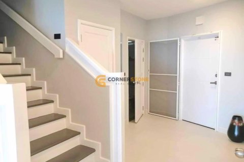 Estudio en el condominio en Jomtien Beach, Pattaya, Tailandia № 243550 - foto 9