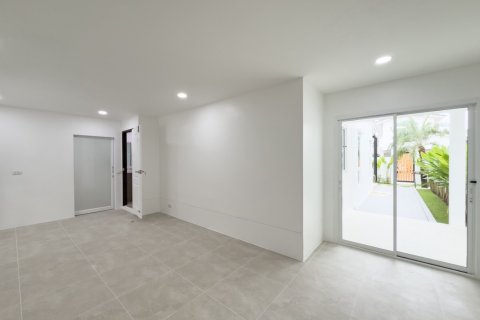 Villa in Pattaya, Thailand 4 bedrooms № 234190 - photo 15