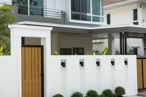 Villa in Pattaya, Thailand 4 bedrooms № 234190 - photo 3
