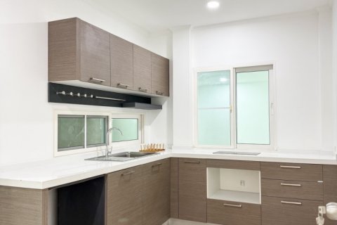 Villa in Pattaya, Thailand 4 bedrooms № 234190 - photo 13