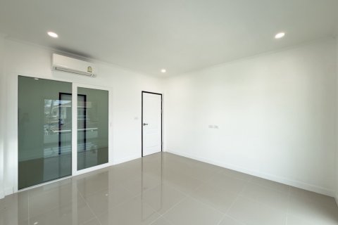 Villa in Pattaya, Thailand 4 bedrooms № 234190 - photo 19