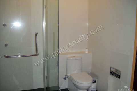 Condominio de 2 dormitorios en Pattaya, Tailandia № 242641 - foto 4
