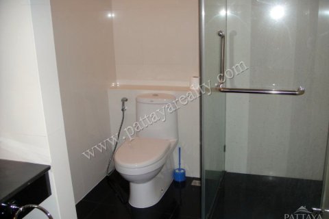 Condominio de 2 dormitorios en Pattaya, Tailandia № 242641 - foto 3