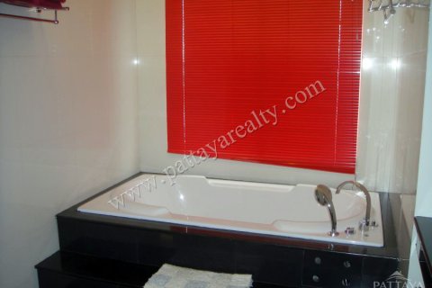 Condominio de 2 dormitorios en Pattaya, Tailandia № 242641 - foto 7