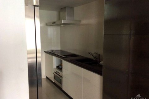Condominio de 2 dormitorios en Pattaya, Tailandia № 242215 - foto 2