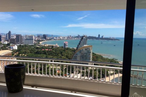 Condominio de 2 dormitorios en Pattaya, Tailandia № 242215 - foto 12