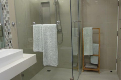 Condominio de 1 dormitorio en Pattaya, Tailandia № 242398 - foto 10