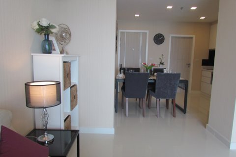 Condominio de 1 dormitorio en Pattaya, Tailandia № 242398 - foto 21