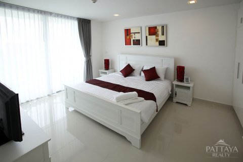 Condo in Pattaya, Thailand, 1 bedroom  № 242941 - photo 3