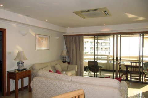 Condominio de 1 dormitorio en Pattaya, Tailandia № 242338 - foto 3