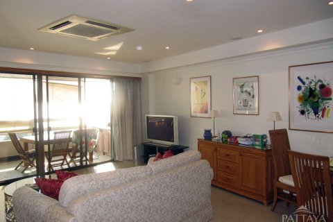 Condominio de 1 dormitorio en Pattaya, Tailandia № 242338 - foto 2