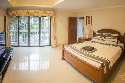 Casa de 3 dormitorios en Pattaya, Tailandia № 243120 - foto 7