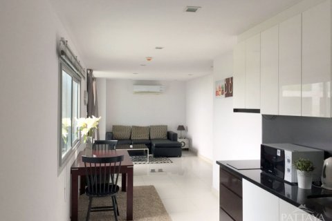 Condo in Pattaya, Thailand, 2 bedrooms № 242208