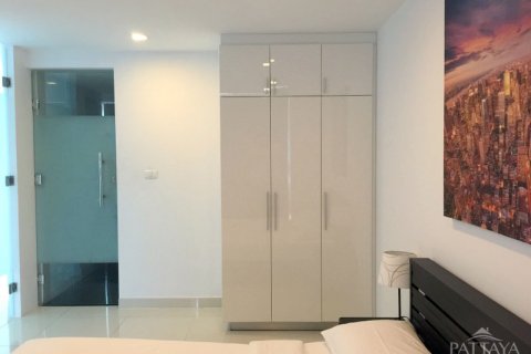 Condominio de 2 dormitorios en Pattaya, Tailandia № 242208 - foto 4