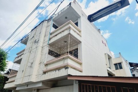 Commercial property in Chiang Mai, Thailand 364 sq.m. № 244746 - photo 1