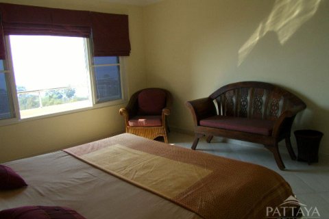 Condo in Pattaya, Thailand, 2 bedrooms № 242432 - photo 14