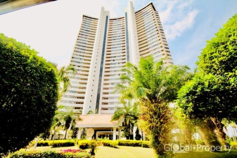 Studio in the Condo in Pattaya, Thailand  № 234177