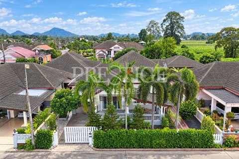 House in Pattaya, Thailand 3 bedrooms № 249969