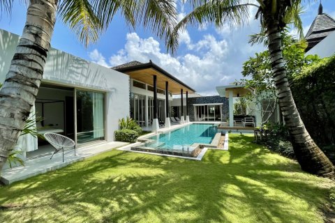 Casa de 4 dormitorios en Bang Tao, Tailandia № 99461 - foto 2