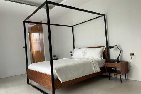 Casa de 4 dormitorios en Bang Tao, Tailandia № 99461 - foto 21