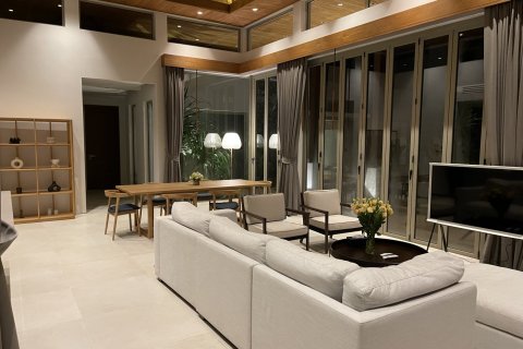 Casa de 4 dormitorios en Bang Tao, Tailandia № 99461 - foto 10