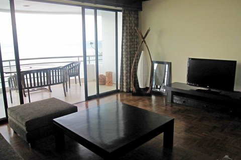 Condo in Pattaya, Thailand, 3 bedrooms  № 242630 - photo 6