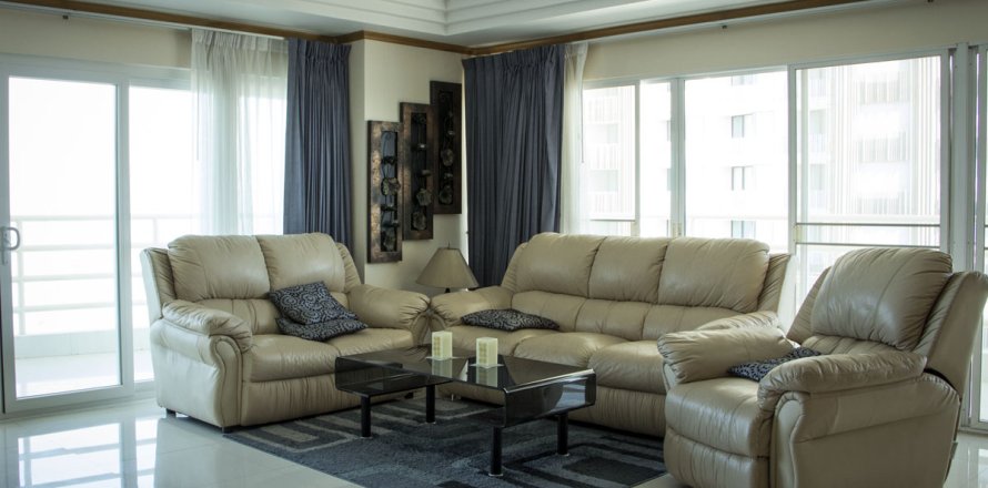 Condo à Pattaya, Thaïlande, 2 chambres  № 242343