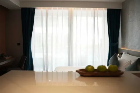 Estudio en el condominio en Bang Tao, Tailandia № 120946 - foto 3