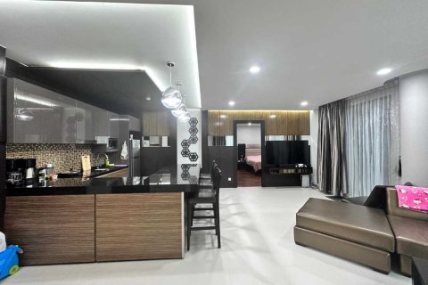 Condominio de 2 dormitorios en Bang Tao, Tailandia № 120955 - foto 2