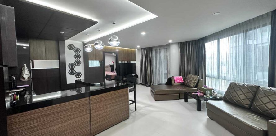 Condominio de 2 dormitorios en Bang Tao, Tailandia № 120955