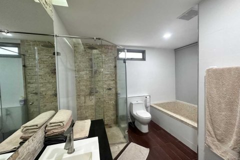 Condominio de 2 dormitorios en Bang Tao, Tailandia № 120955 - foto 10