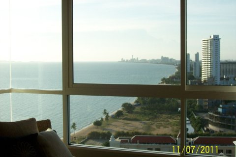 Condominio de 2 dormitorios en Pattaya, Tailandia № 242780 - foto 8