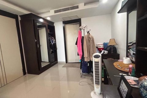 Condo in Pattaya, Thailand, 2 bedrooms № 159915 - photo 4