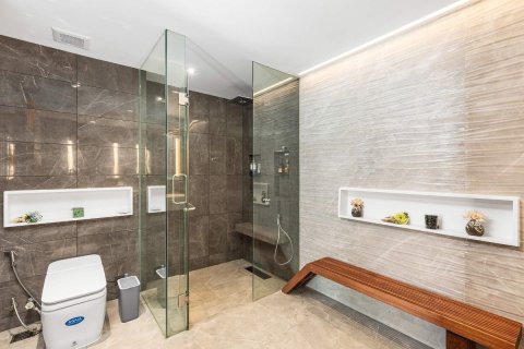 Chalet de 3 dormitorios en Bang Tao, Tailandia № 153758 - foto 19